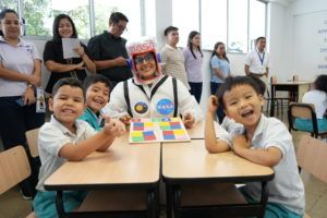 Nuestros niños de 1° EGB visitan 2° EGB